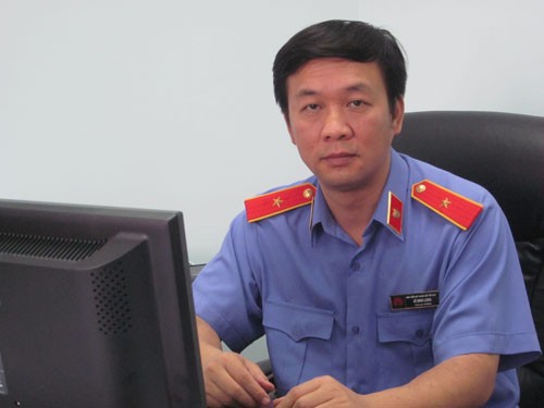 Ông Lê Minh Long, phó cục trưởng, phó thủ trưởng cơ quan điều tra VKSNDTC.